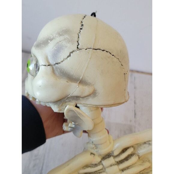 Spearhead 1994 AS IS skeleton hanging Halloween prop decor - Picture 8 of 15